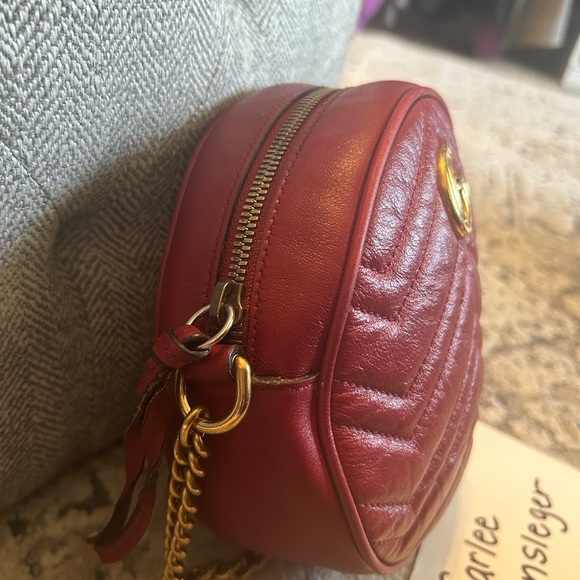 ⭐️GG Marmont Round Matelasse Mini Leather Shoulder Bag - Picture 4 of 8